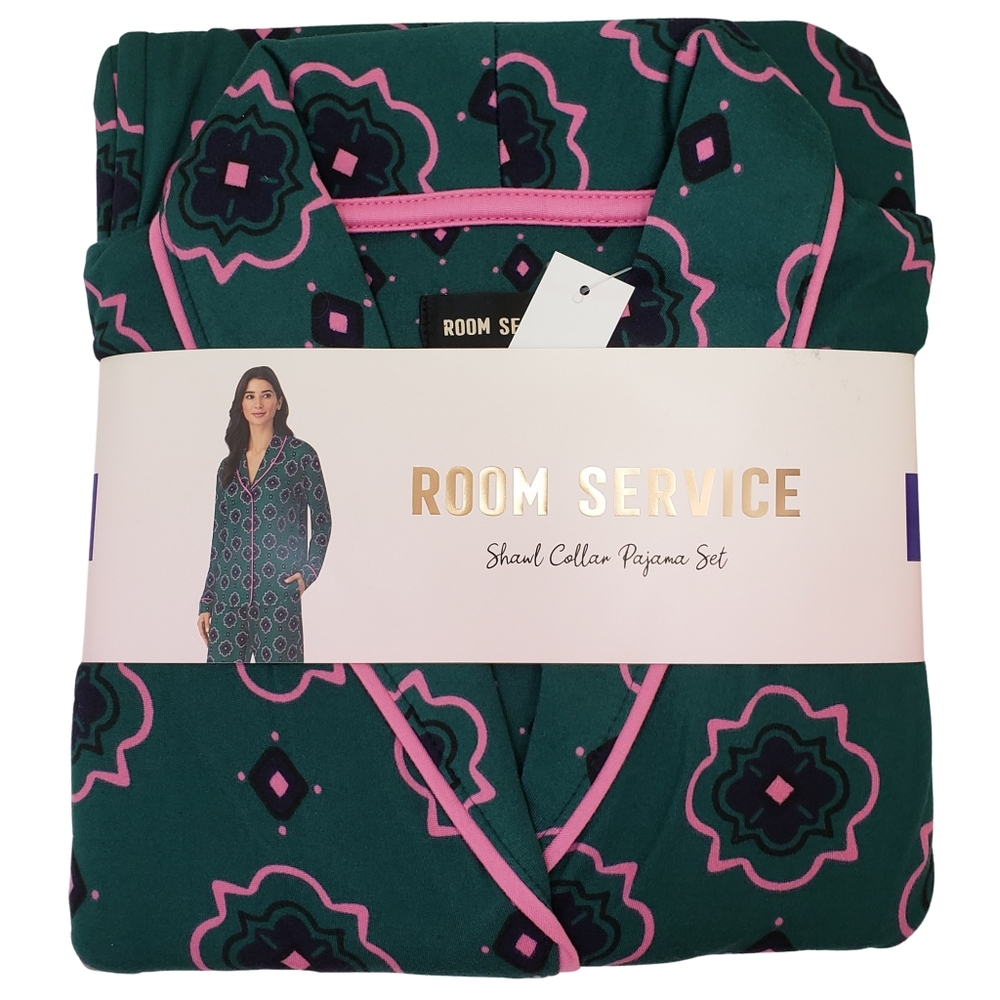 Room Service Pajama Set Women Medium Green Geo Jersey NWT 💕